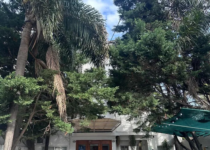 Apart Bosch House